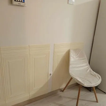 Dagaly Free Parking In Garage Budapešť